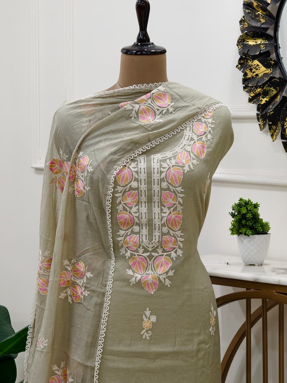 Mul Chanderi Kashmiri Embroidered suit